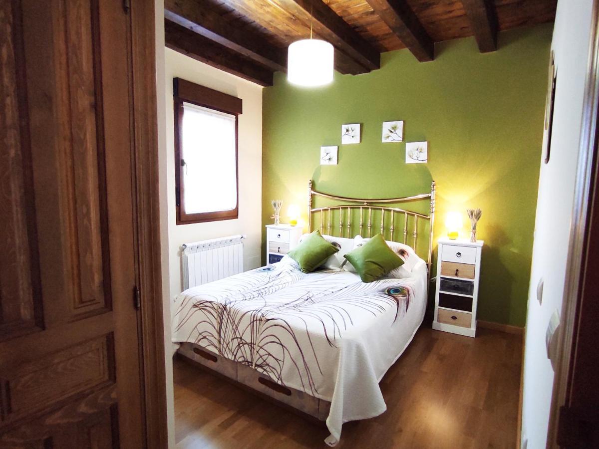 Del Abuelo Casa Rural Pradena del Rincon Esterno foto